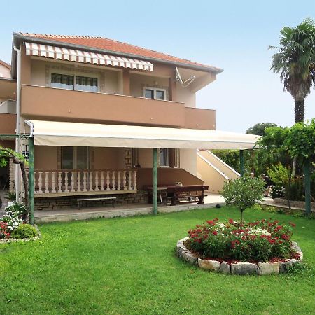 Apartment Smilja Biograd Na Moru Kültér fotó