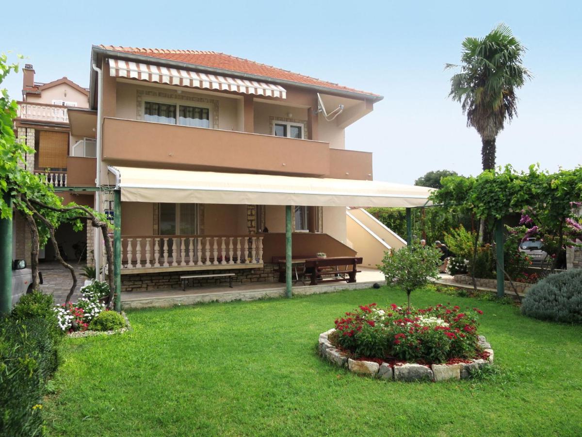 Apartment Smilja Biograd Na Moru Kültér fotó